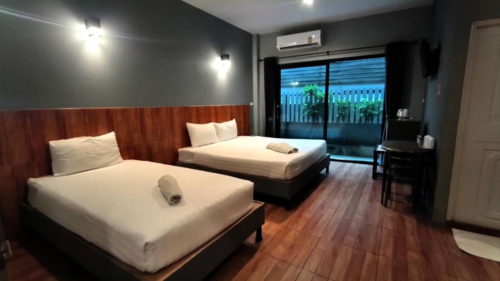 Zea Zide Hotel Прачуап Кири Кан Екстериор снимка
