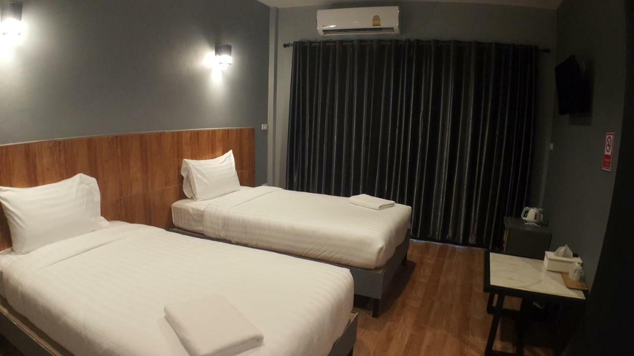 Zea Zide Hotel Прачуап Кири Кан Екстериор снимка