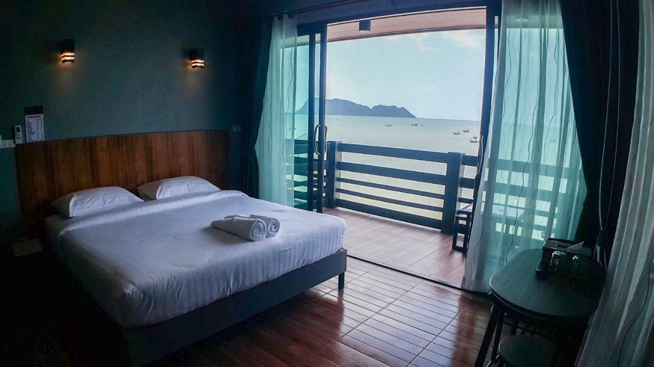 Zea Zide Hotel Прачуап Кири Кан Екстериор снимка